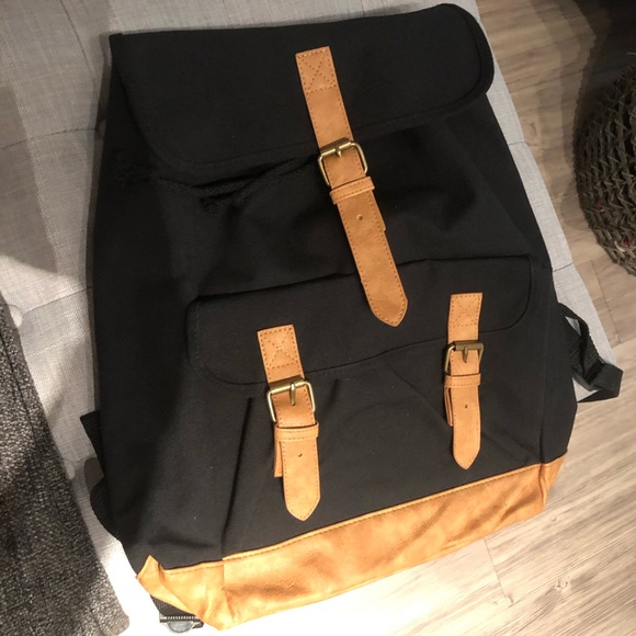 Backpack - Picture 2 of 3